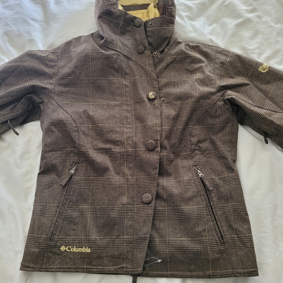 Columbia Converts Ski/Snowboard Jacket - Picture 2 of 3